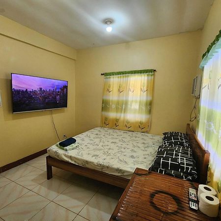 Larosa Hostel Puerto Princesa Eksteriør bilde