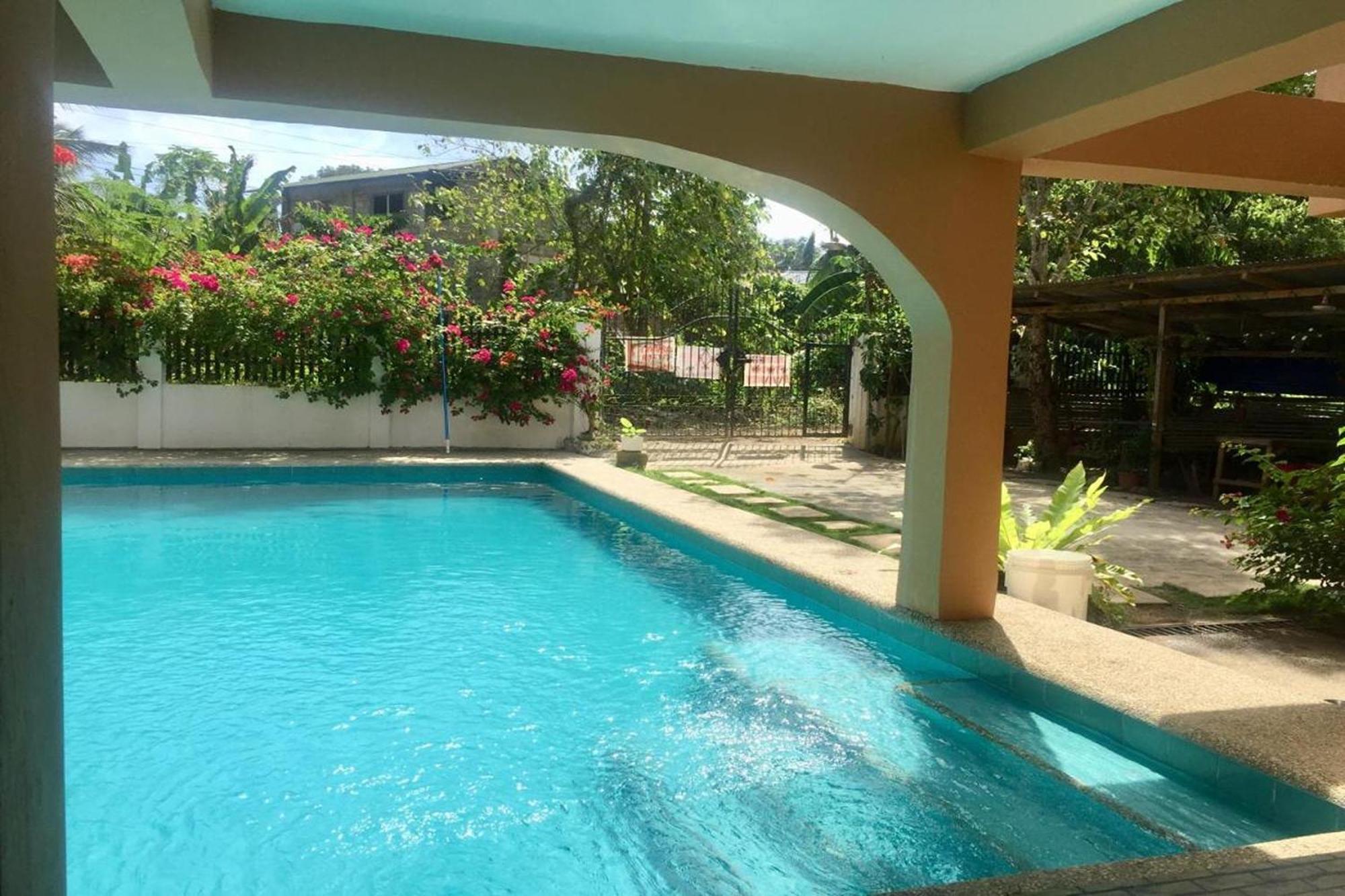 Larosa Hostel Puerto Princesa Eksteriør bilde